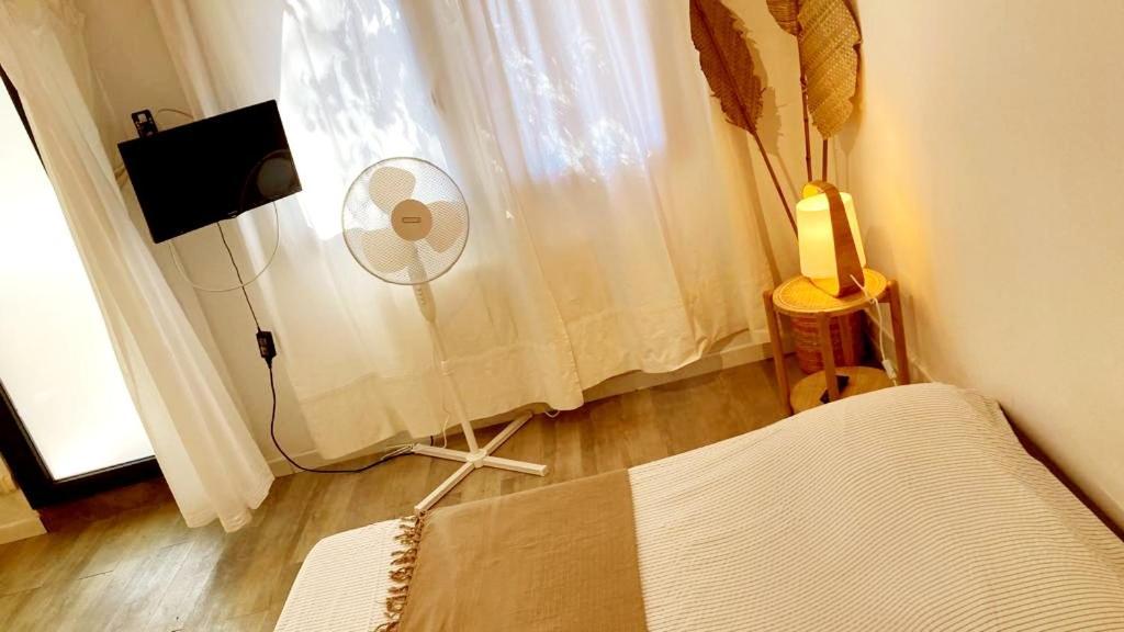 Superbe Appartement Boheme Dans Les Vignes Νιμ Εξωτερικό φωτογραφία